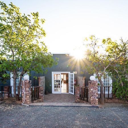 Le Petit Karoo Ranch Bed & Breakfast Oudtshoorn Dış mekan fotoğraf